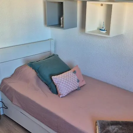 Superbe Duplex Climatisé, Wifi, Terrasse, Piscine